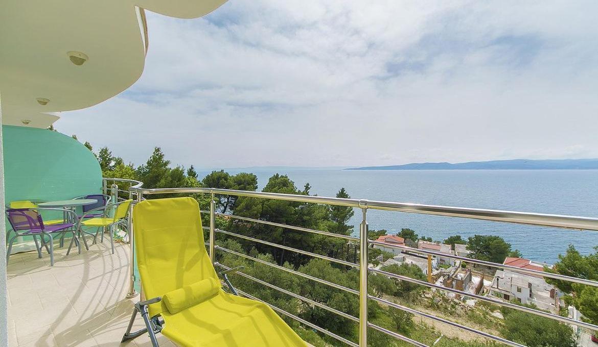 Villa Issea Brela Eksteriør billede